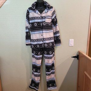 Women's Button Down 2-Piece Fleece Pajama Set